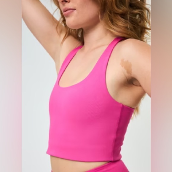 Girlfriend Collective Paloma Racerback Sports Bra in Ultraviolet Pink, size XS - Picture 3 of 12